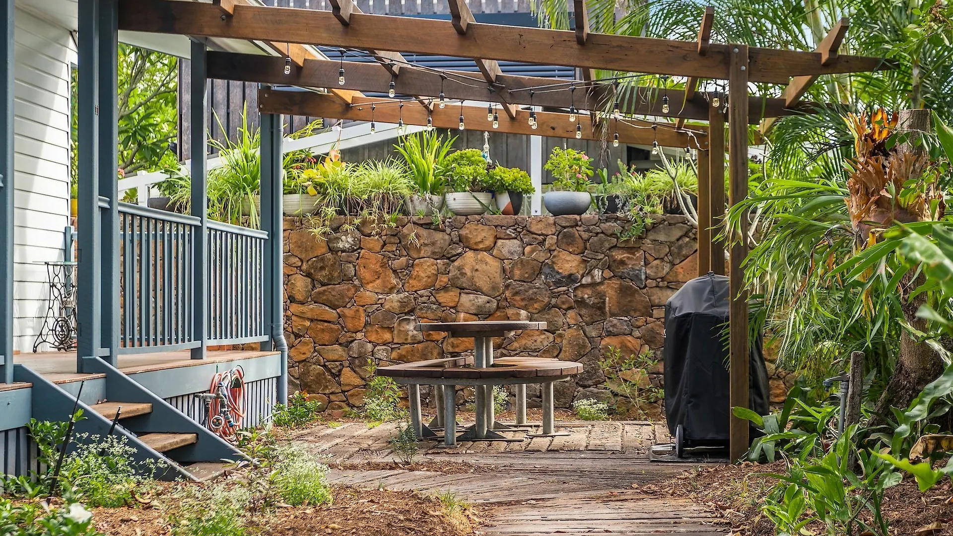 Barefoot Lane Apartment Byron Bay